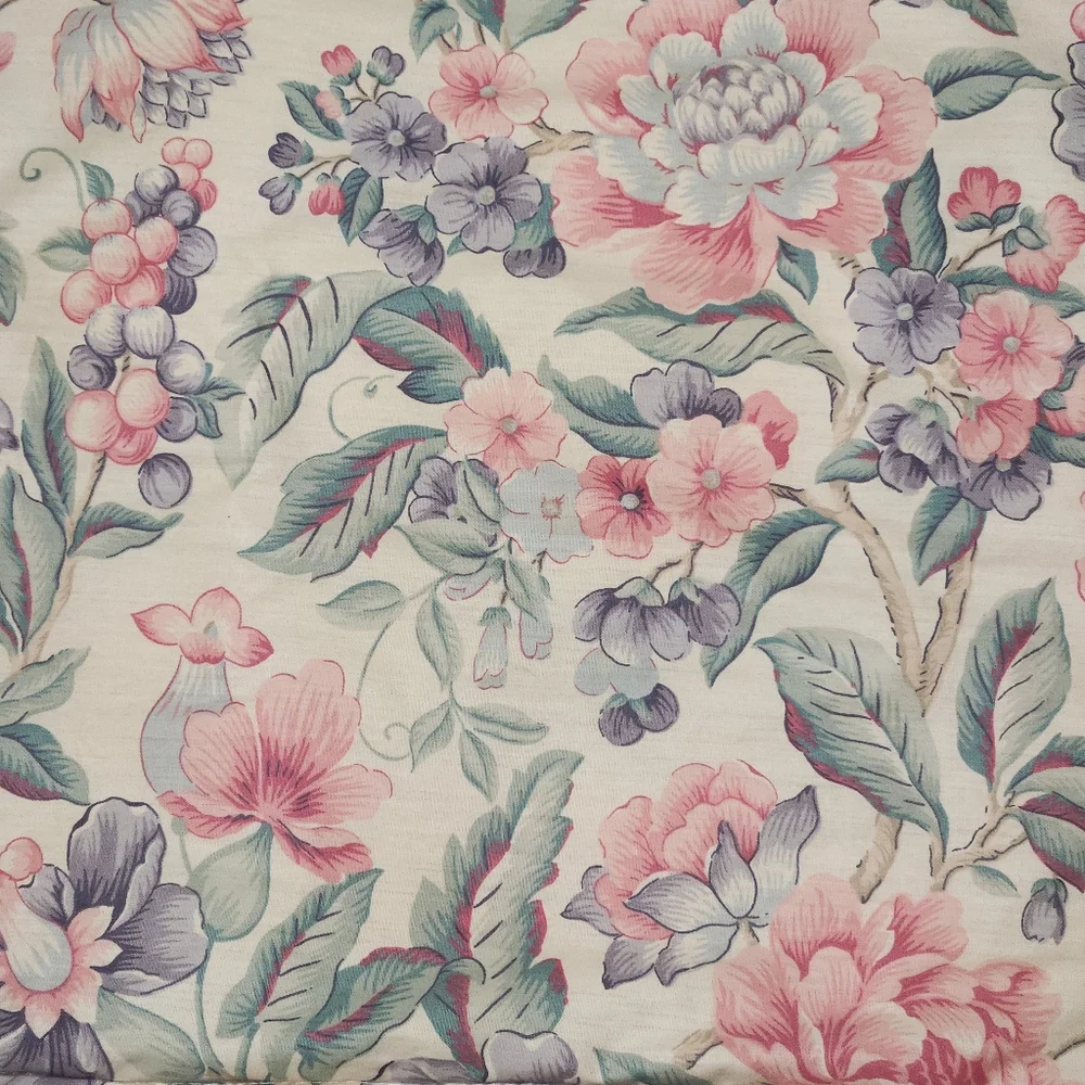 NWOT VTG Laura Ashley Standard Shams Pair | Structured Cottage Floral